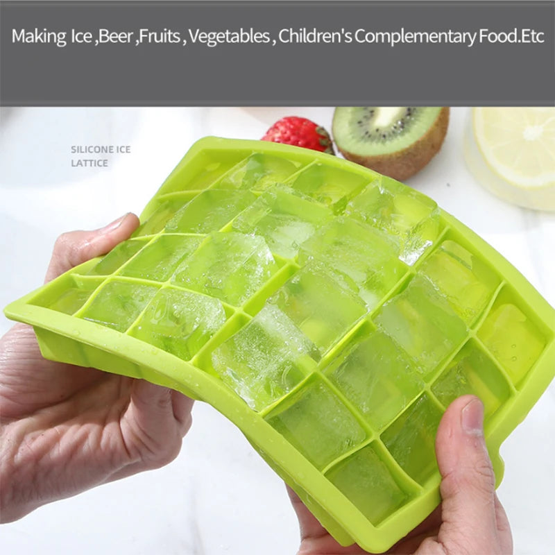 Large Silicone Ice Cube Tray with Lid