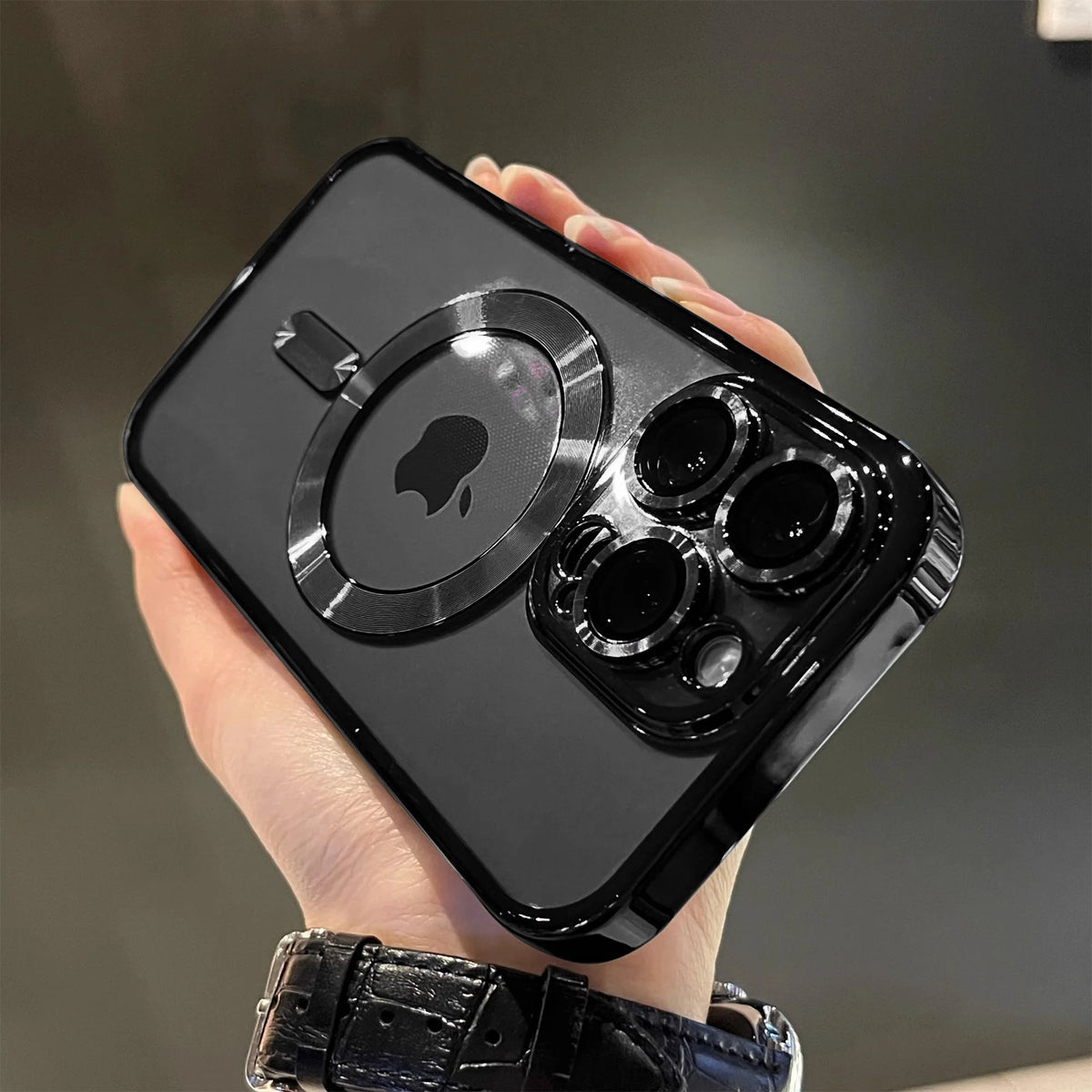 MagSafe Magnetic Clear iPhone Case